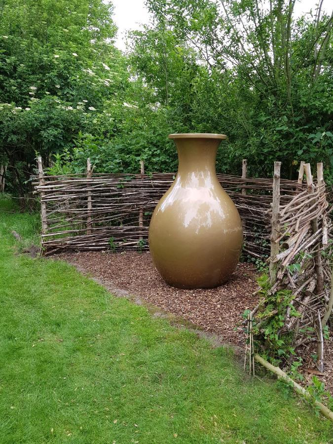 Natuurhuisje 'T Poepekrus Kootstertille Bagian luar foto